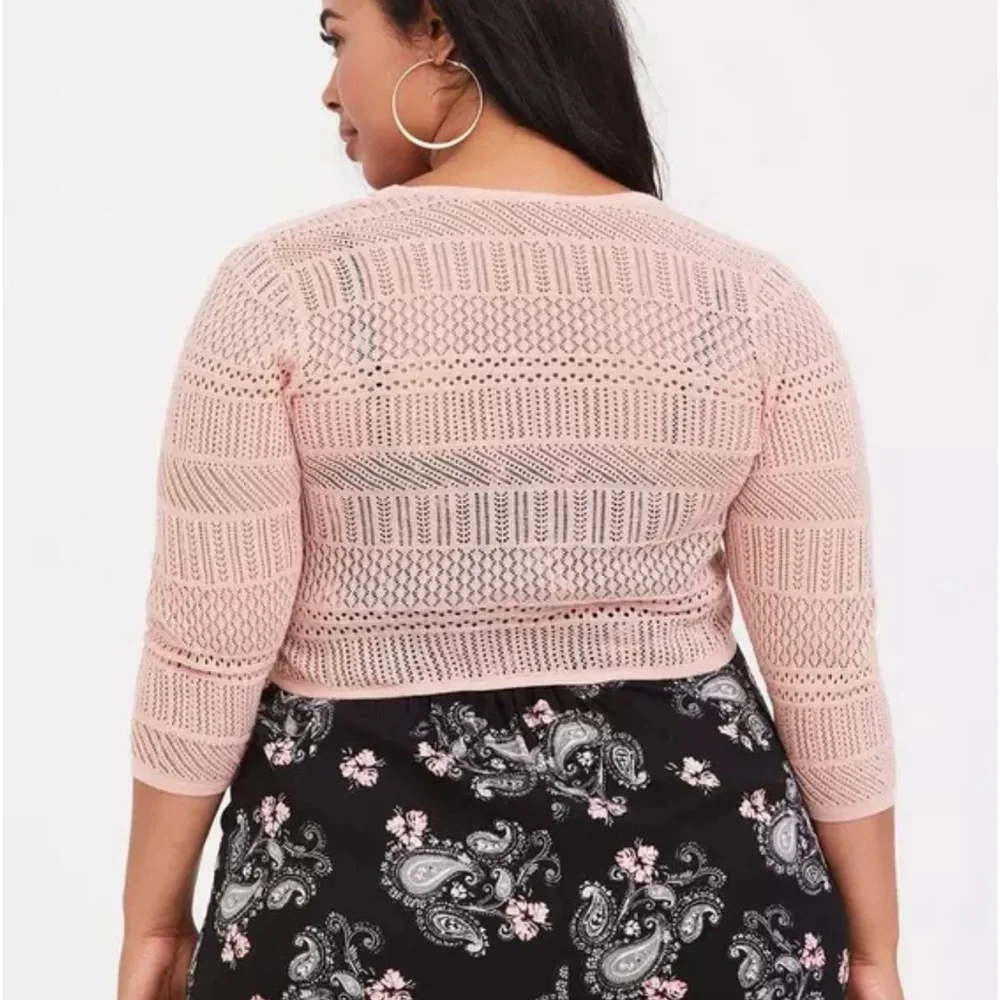 TORRID Pointelle Shrug 3/4 Sleeve Open Front Sweater EUC - Picture 2 of 11